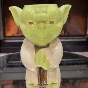 EC - Star Wars Ceramic Yoda Planter / Mug